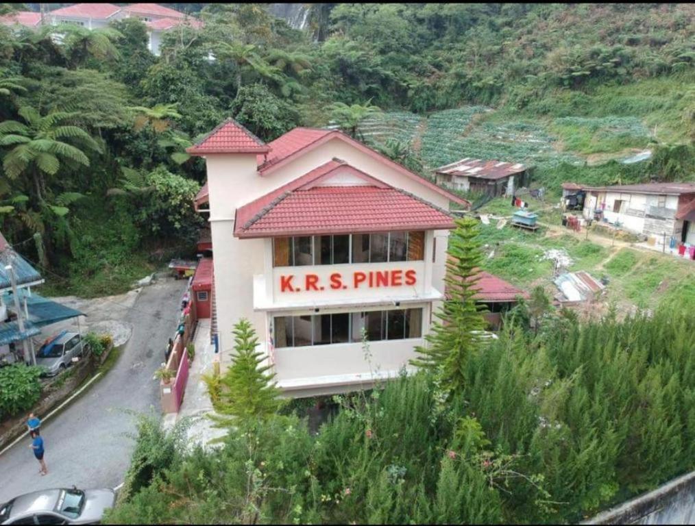 Krs Pines Hotel Cameron Highlands Buitenkant foto