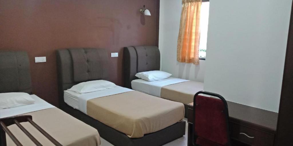 Krs Pines Hotel Cameron Highlands Buitenkant foto